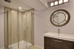 bathroom-bungalow-ottawa-1600-6181423